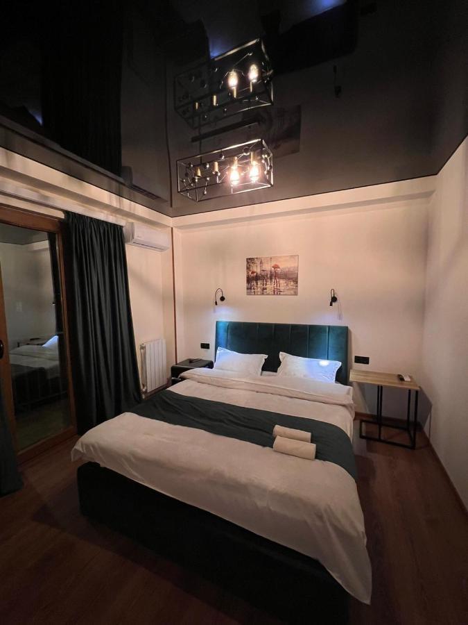 Natali Boutique Hotel Tbilisi ภายนอก รูปภาพ